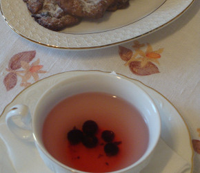 Фотография рецепта Печенье смородиновое овсяное с грецкими орехами и медом «Краски лета»