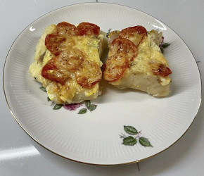 Фотография рецепта Треска с сыром и помидорами, запеченная в духовке