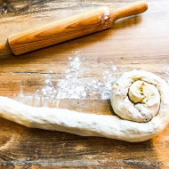 Пряная вертута с курагой, ветчиной и индейкой