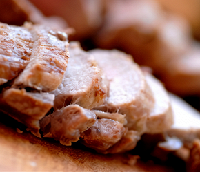Фотография рецепта Тушеная свинина с молоком и травами