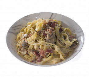 Фотография рецепта Сливочная паста с беконом и грибами