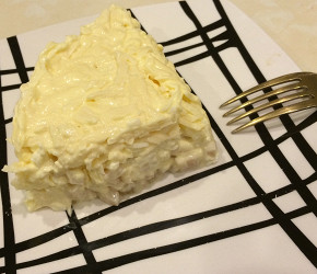 Фотография рецепта Салат с кальмарами и ананасом
