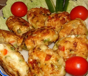 Фотография рецепта Котлеты из куриного мяса с овощами и сыром