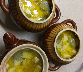 Фотография рецепта Горшочки по-домашнему с курицей