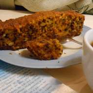 Морковный пирог с орехами