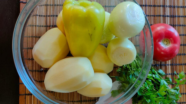 Фото шага рецепта Жаркое из курицы с овощами 174532 шаг 2
