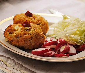 Фотография рецепта Запеченные куриные котлеты с овощами