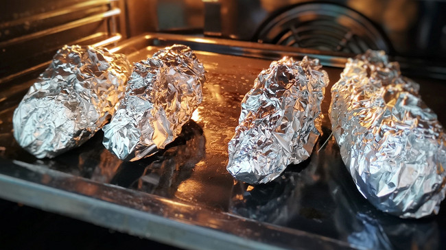 Фото шага рецепта Сливочная пряная кукуруза, запеченная в фольге 152667 шаг 11
