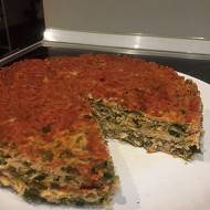 Запеканка из мяса индейки с сыром и шпинатом