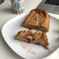 Сливовый пирог с яблоками