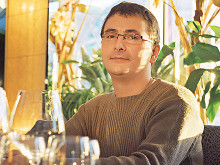 Андони Луис Адурис