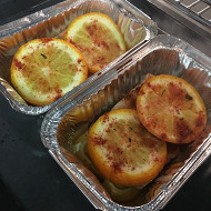 Морской окунь с апельсинами в фольге