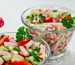 Фотография рецепта Салат с ветчиной и овощами