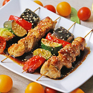 Шашлычки с индейкой и овощами