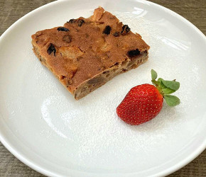 Фотография рецепта Пирог с изюмом, орехами, яблоками и корицей