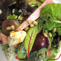 Фотография рецепта Салат из винограда, сыра и ветчины автор Юлия Кузнецова