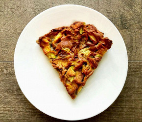 Фотография рецепта Пирог с кабачком и персиками