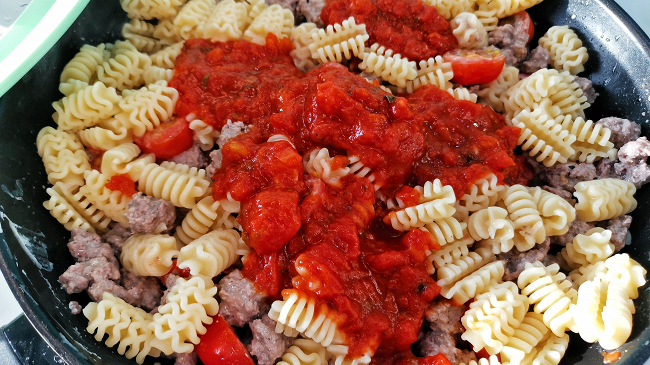 Фото шага рецепта Мясная паста радиатори с томатным соусом 151217 шаг 13