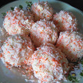 Фотография рецепта «Рафаэлло» из крабового мяса автор хурсана тихонова