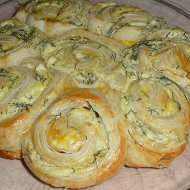 Закусочный пирог с брынзой
