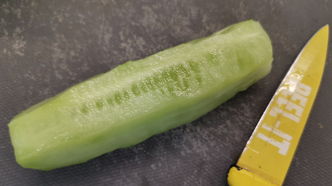 Фото шага рецепта Вкусный крабовый салат 187847 шаг 2