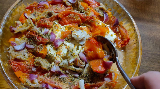 Фото шага рецепта Фунчоза с овощами, сыром и беконом 175324 шаг 15