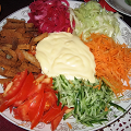 Фотография рецепта Овощной салат с капустой и мясом автор ТАТЬЯНА ПЕТРУХИНА