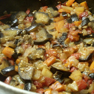 Жареная баклажанная икра кусочками