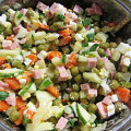 Фотография рецепта Салат оливье с мясом и свежими огурцами автор lubopushka