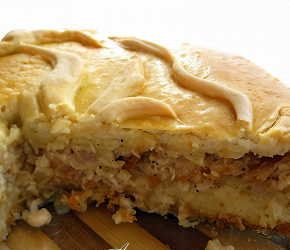 Фотография рецепта Пирог с квашеной капустой и рыбными консервами