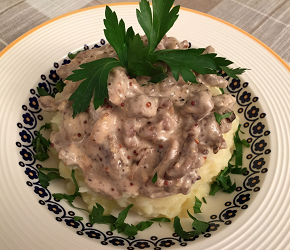 Фотография рецепта Говядина «Строганов» (Boeuf Stroganoff)