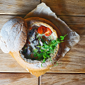 Фотография рецепта Говядина, томленная в хлебе автор География на вкус с Никой Ганич