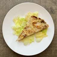 Мясной пирог из курицы и свинины с кабачком