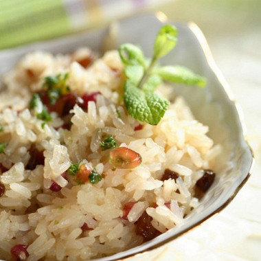 Рецепт Индийский рис с кедровыми орешками и изюмом