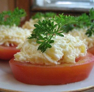 Рецепт Помидоры с сыром и чесноком