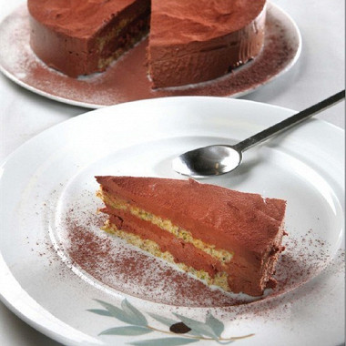 Рецепт Шоколадный торт с фисташками и оливковым маслом