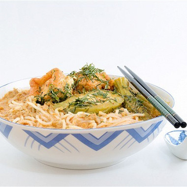 Рецепт Суп с рисовой лапшой и жареным тофу