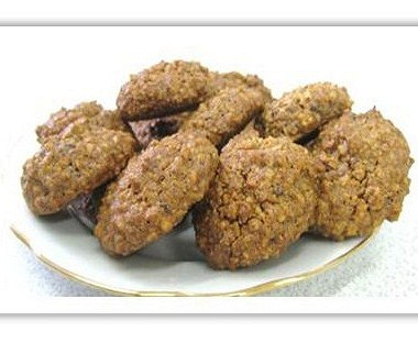 Рецепт Хрустящее печенье с кукурузными хлопьями и грецкими орехами