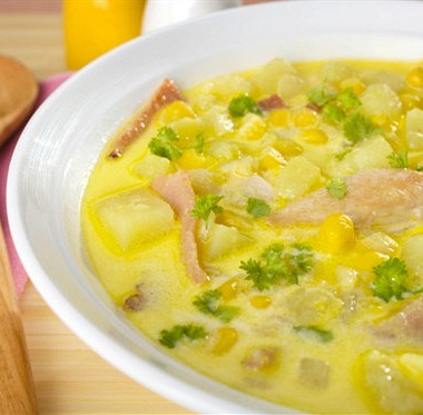 Рецепт Сливочный суп со сладкой кукурузой, беконом и петрушкой