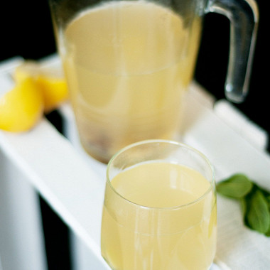 Рецепт Лимонад с имбирем и медом