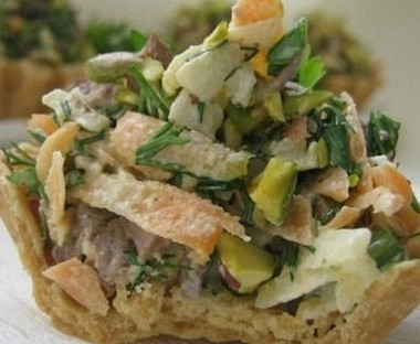 Рецепт Корзиночки с мясным салатом