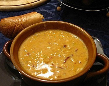 Рецепт Сырный суп-пюре с гренками