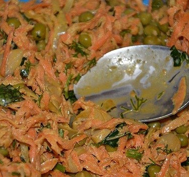 Рецепт Салат из моркови с шампиньонами