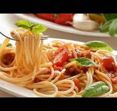 Рецепт Паста с помидорами, анчоусами и чили от Гордона Рамзи