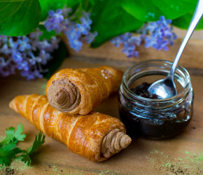 Фотография рецепта Паштет из куриной печени с луковым вареньем