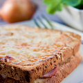Фотография рецепта Горячий бутерброд (Croque monsieur) автор Оля Давыдова