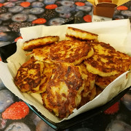 Картофельные драники с сыром