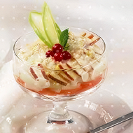Салат-коктейль из моркови, яблок и груш