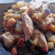 Низкокалорийная грудка с овощами