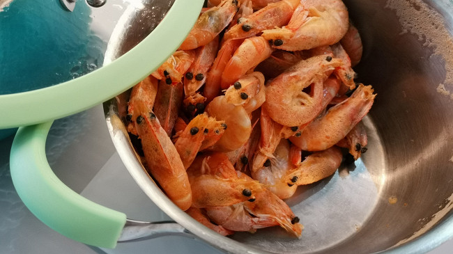Фото шага рецепта Рецепт вкусных креветок 190246 шаг 10